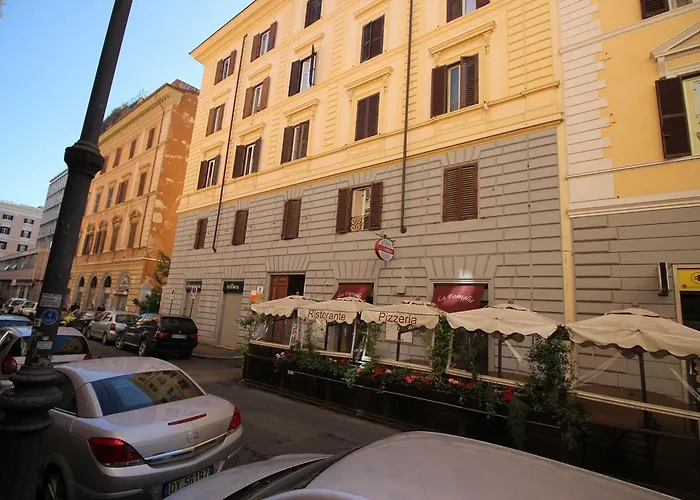 住宿加早餐酒店 自由爱情住宿加早餐酒店