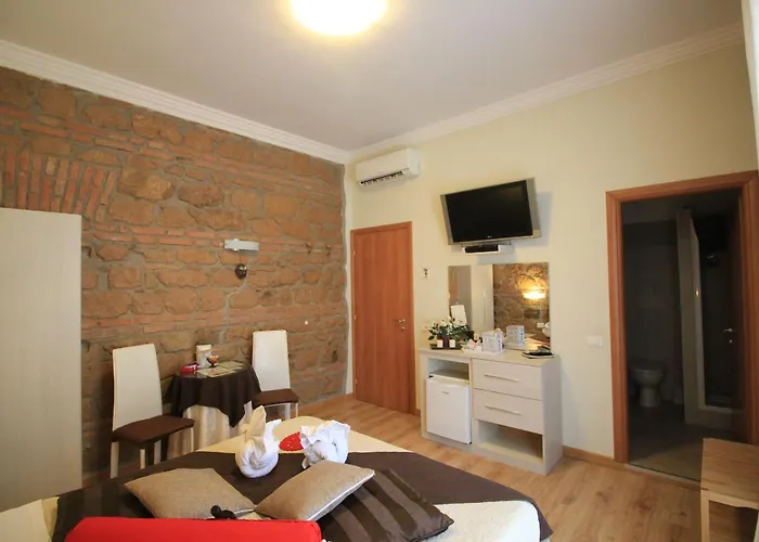 自由爱情住宿加早餐酒店 4*